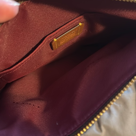 Coach Kitt Messenger Crossbody In Colorblock Signature - Picture 3 of 7